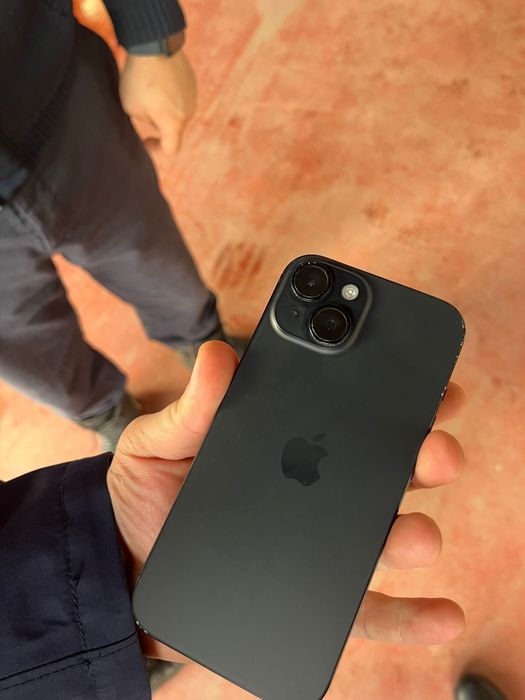 Iphone 15 128 gb. Vand sau schimb cu PC