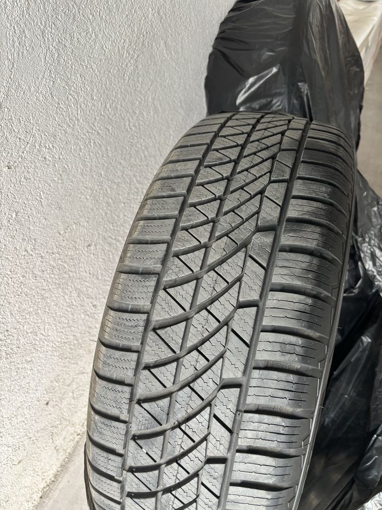2 броя гуми 215/55/17 Hankook Kinergy 4s всесезонни