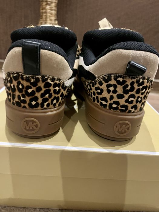 Уникални зимни кецове Michael Kors