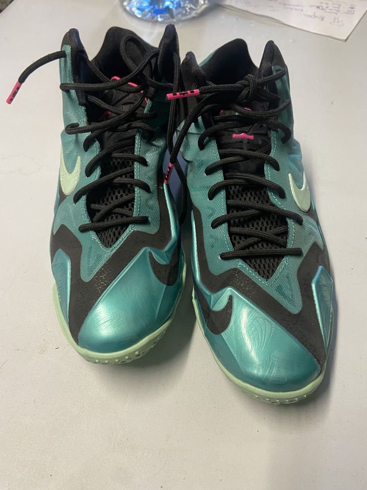 Lebron 11 mărimea 40