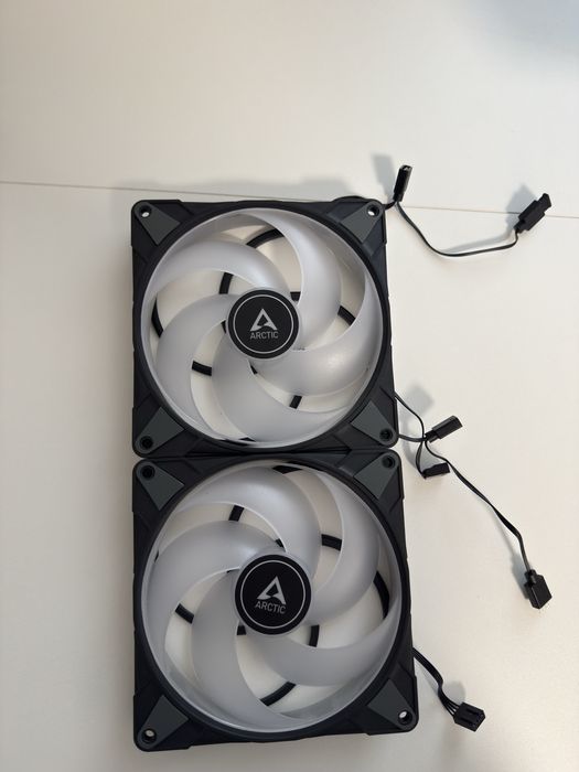 Arctic вентилатори от водно охлаждане 280мм
