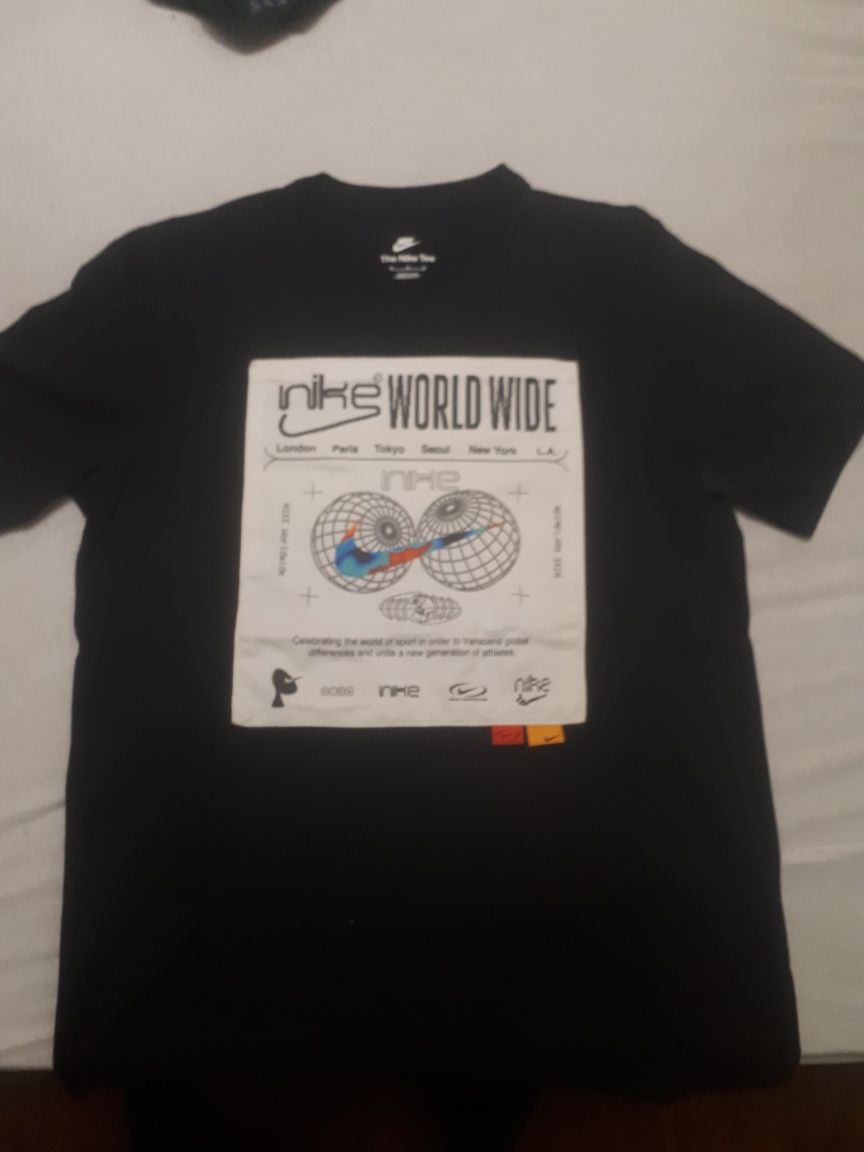 Tricou Nike World Wide