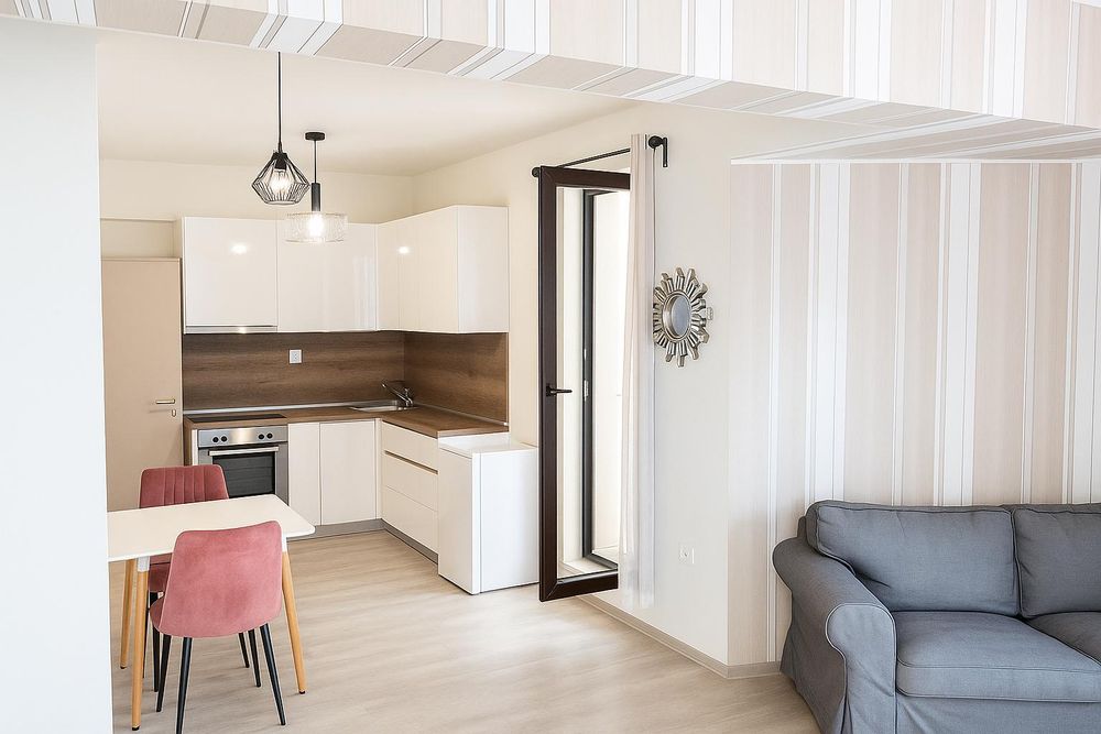 Двустаен апартамент в района на Христо Смирненски