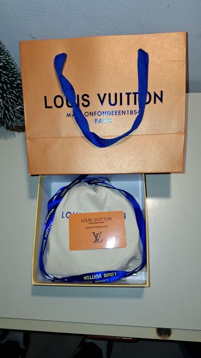 Curea Louis Vuitton