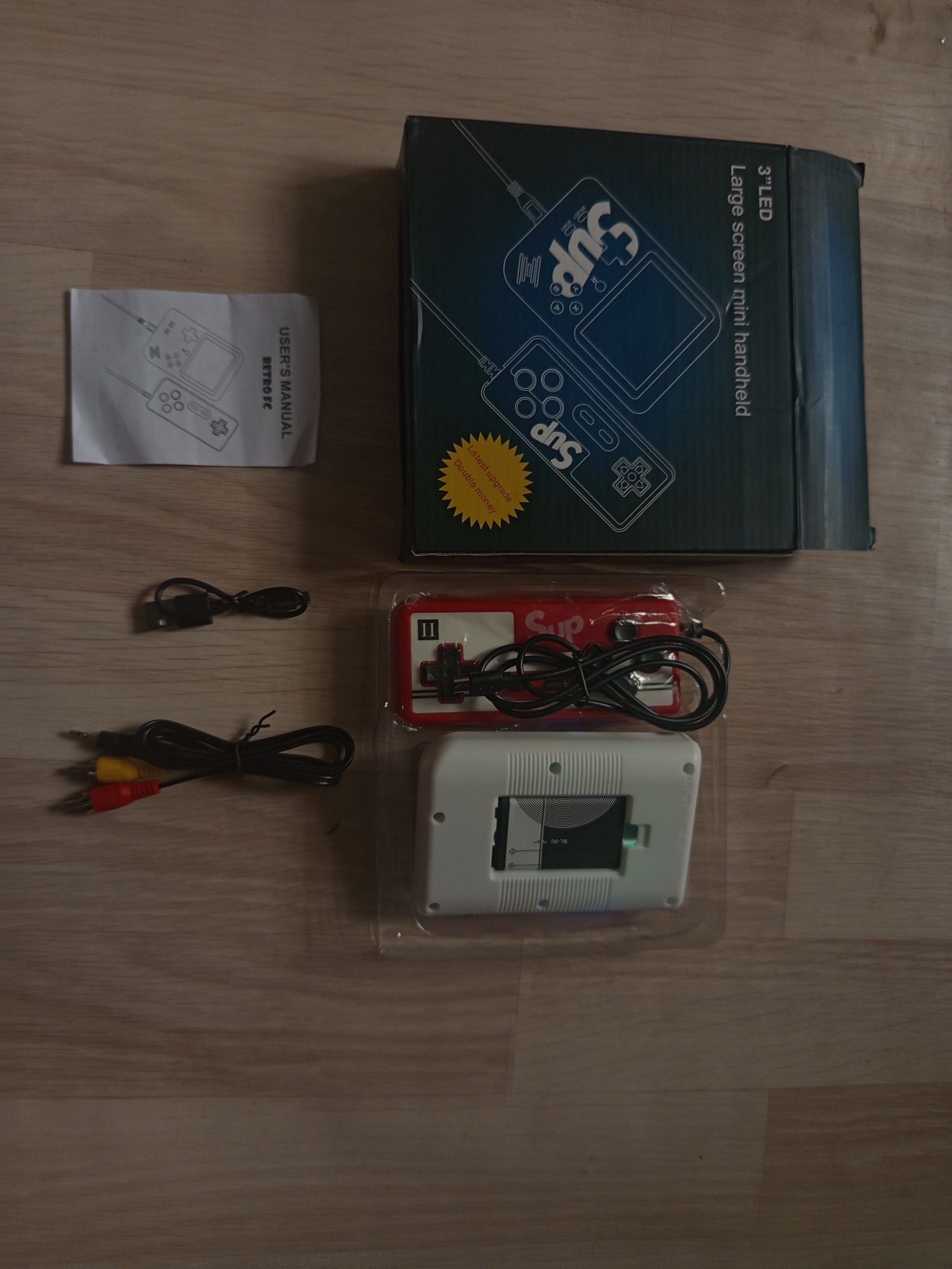 Продам новый, не использованное денди (игровой консоль,приставка)SUP