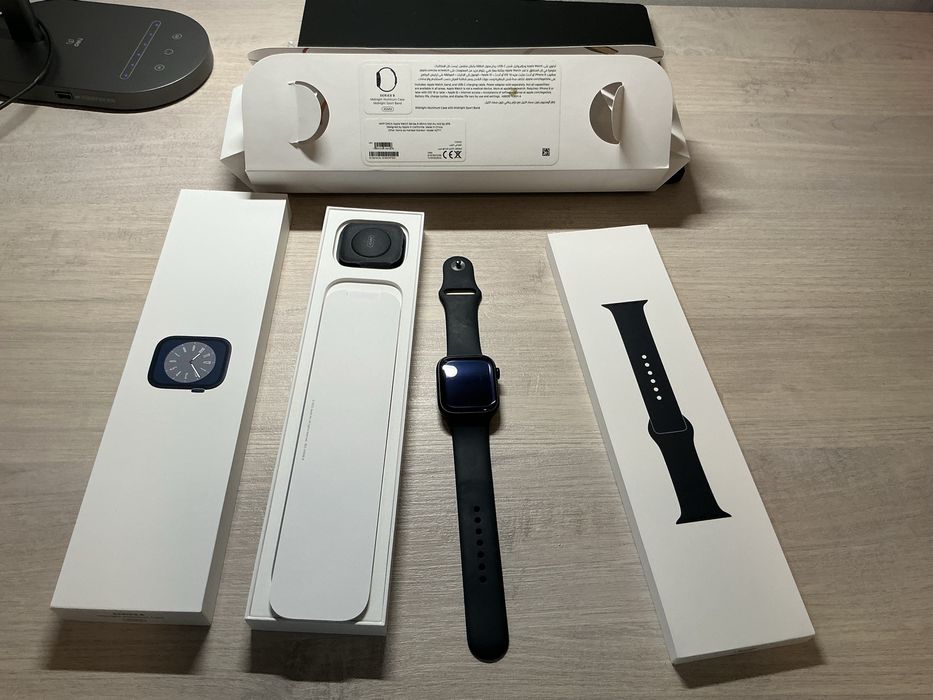 Apple watch series 8