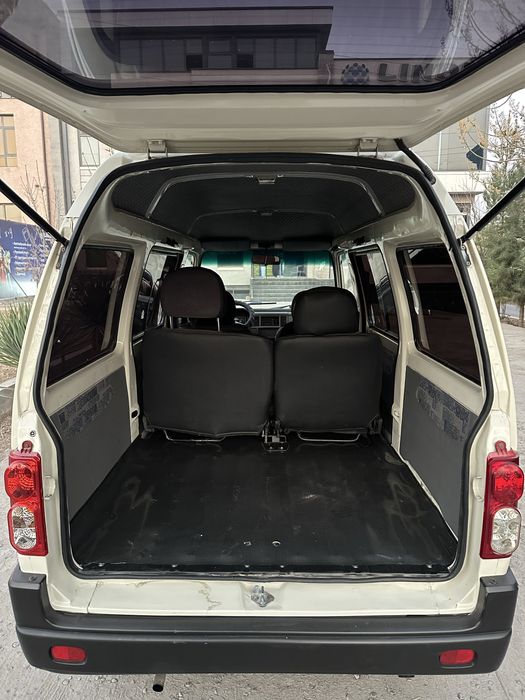 Damas sotiladi yili 2004