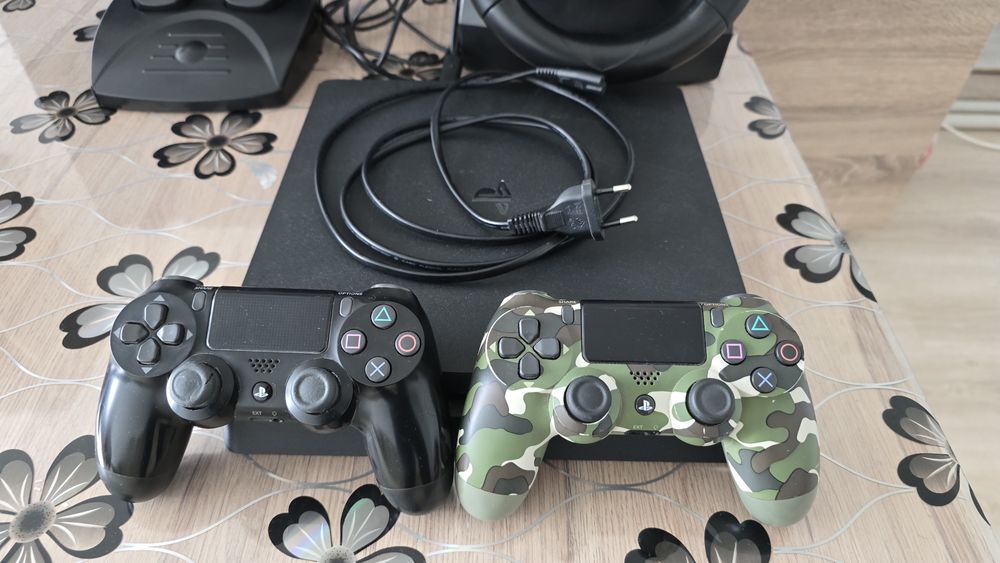 Playstation 4 slim 1T
