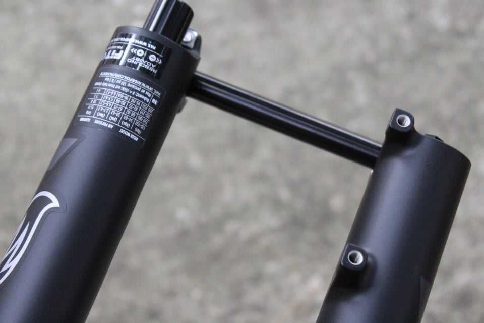 Fox 38 Rhythm E-tuned FLOAT 29" 180mm Grip