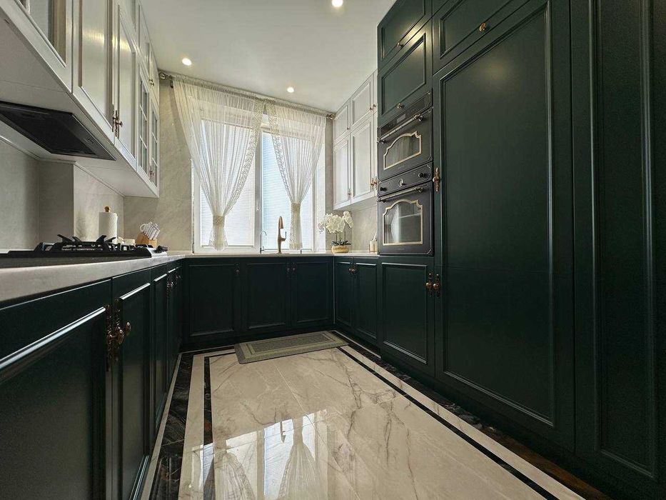 Аренда Габус Евро 4х ком квартира. ор-р  Гостиница Россия!