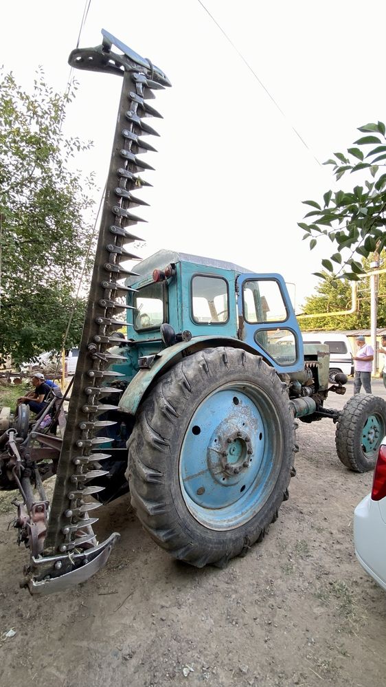 Arzon narxda Traktor T40 sotiladi