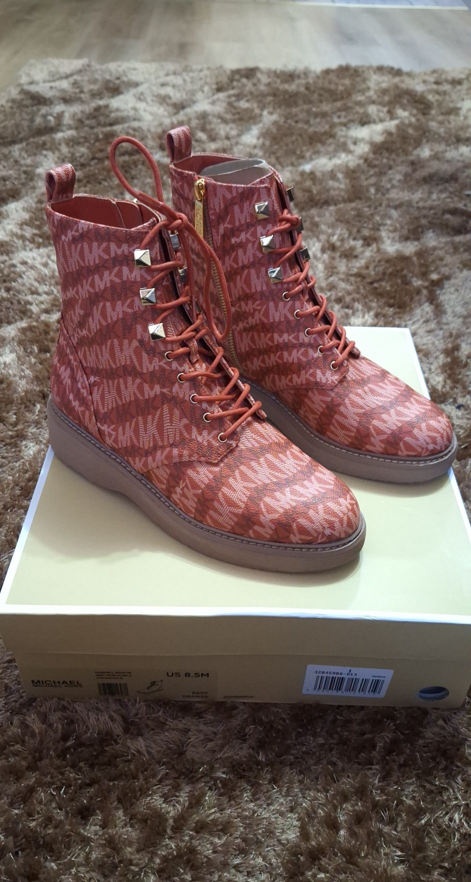 Michael Kors нови боти