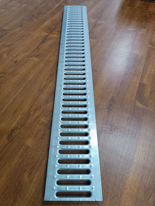 Решетка водоприемная штампованная стальная оцинкованная 1000х136х20