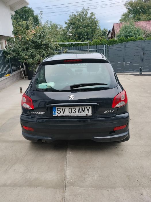 Vând autoturism peugeot 206