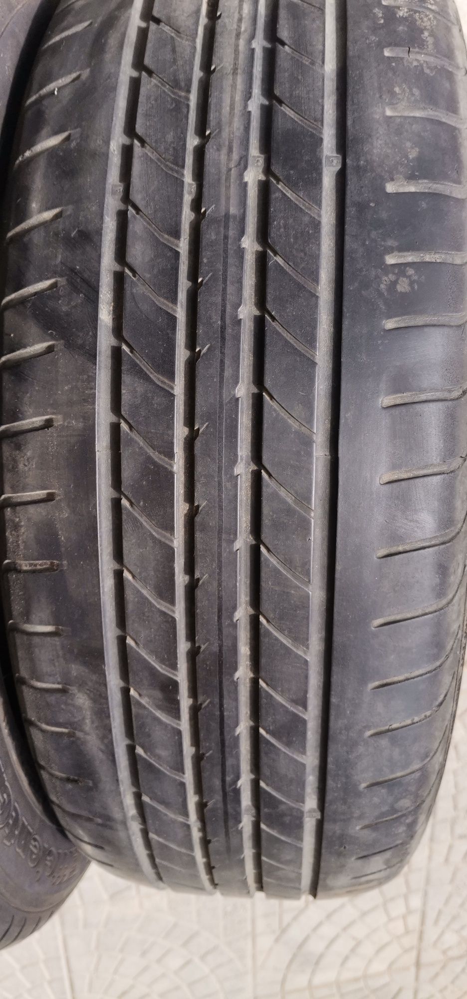 Два броя Летни гуми GoodYear 205/60/16 EffisientGrip RunOnFlat