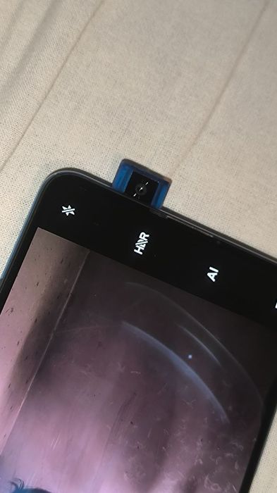 На продаже Mi 9t Pro