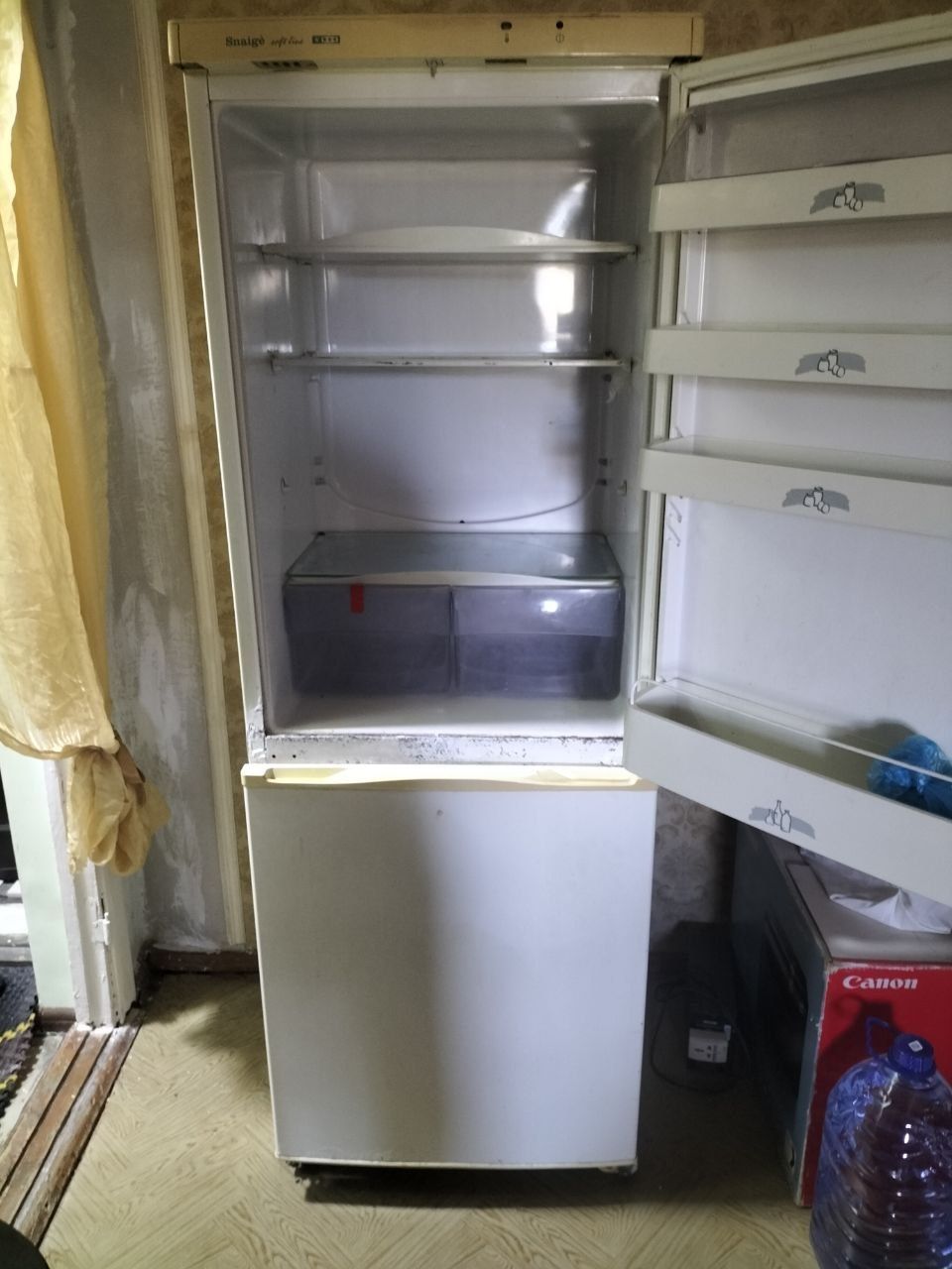 Продам холодильник snaige