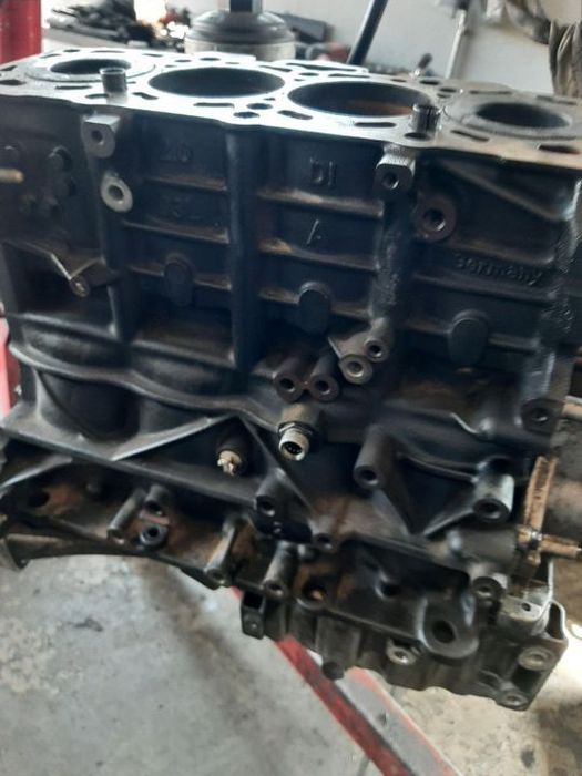 bloc motor  2.0 tdi cag audi a4 b8 a6 c7  03l023a