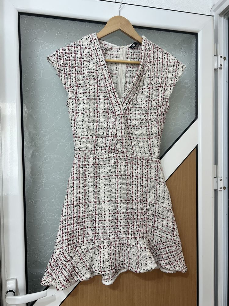 Рокля ZARA / нова /