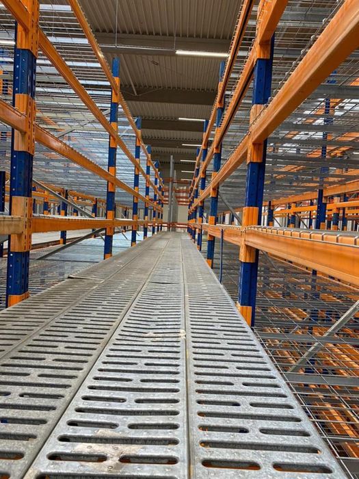 Rafturi metalice industriale