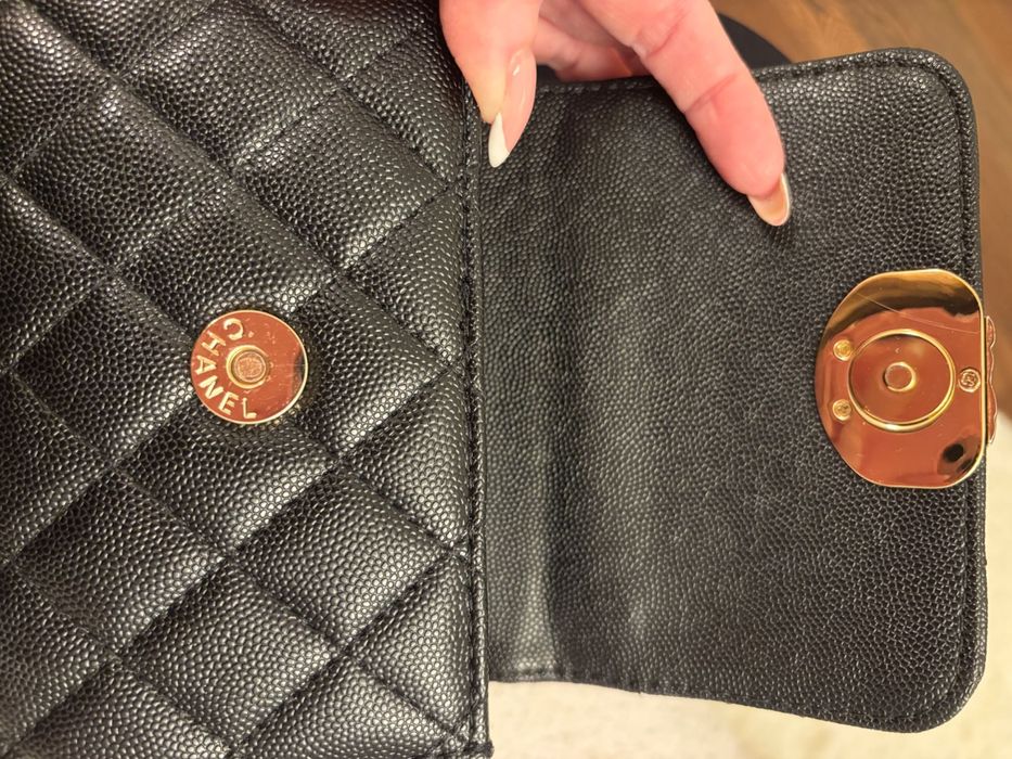 Chanel чантичка с верижка