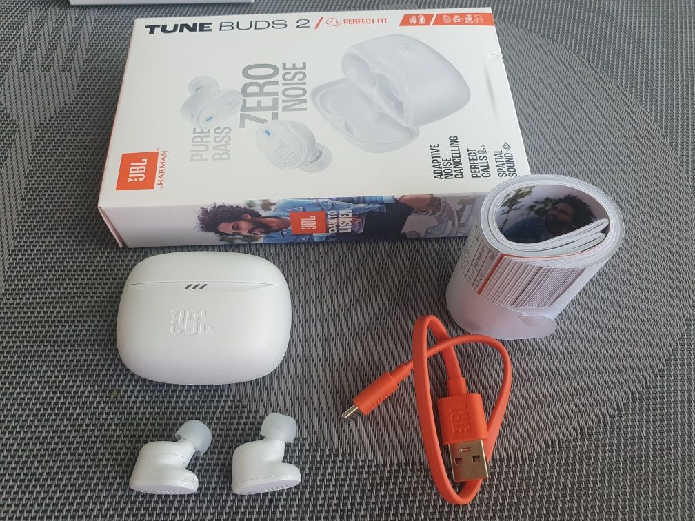 JBL Tune buds 2 bluetooth слушалки