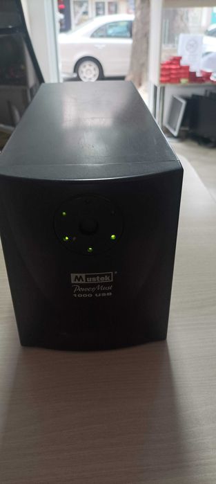 Продавам токонепрекъсваемо устройство UPS