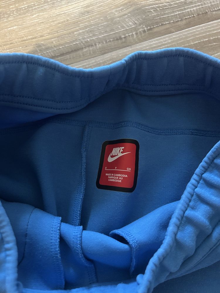 Nike tech долнище