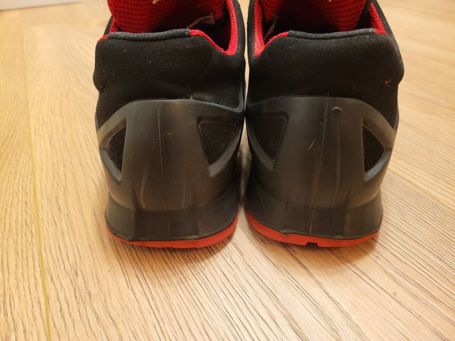 Bocanci Uvex 44 de lucru