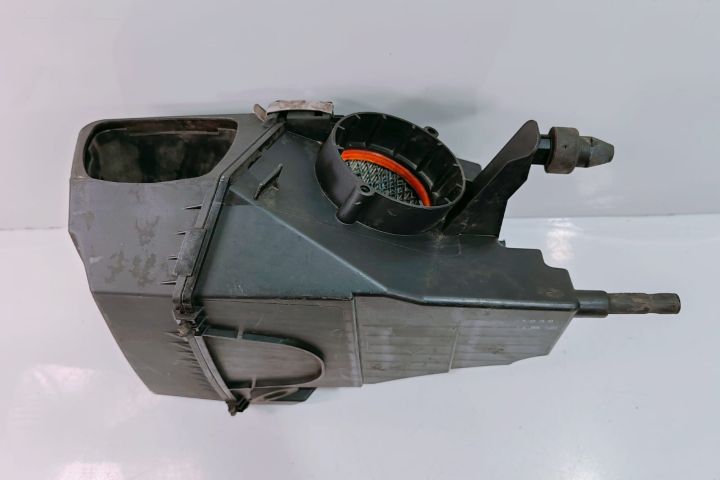 Carcasa  filtru aer 4F0133835H / 4F0000183A Audi A6 4F/C6