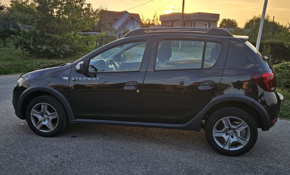 Dacia Ssndero Stepway 2017 0900 Benzina