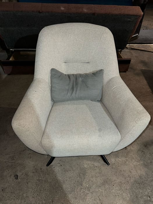 Продам Кресла и Стулья