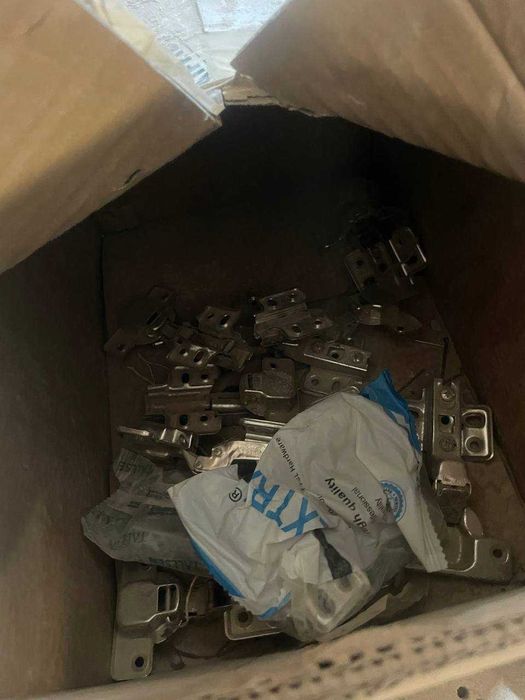 Yarim tayyor mebellar hammasi sotiladi