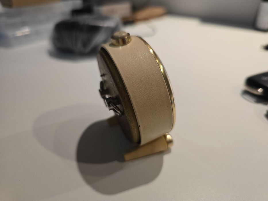 Ретро механичен будилник Слава / Slava – 11 камъка, СССР