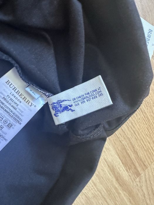 Tricou Burberry nou cu eticheta
