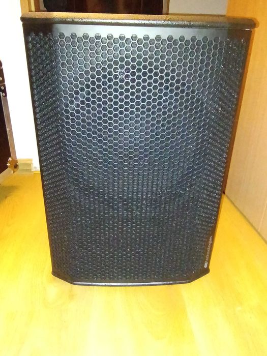 Vand dB Technologies SUB 612 2000 ron