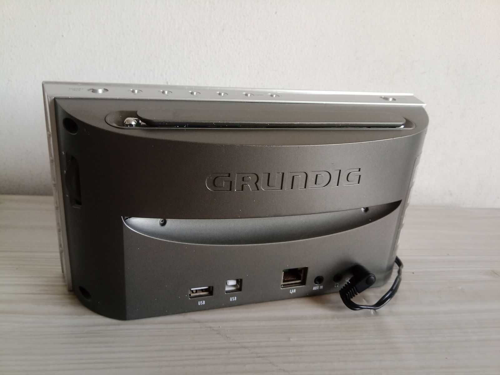 Grundig Cosmopolit 7 WEB Aluminium WLAN Radio (DAB+, RDS Tuner)