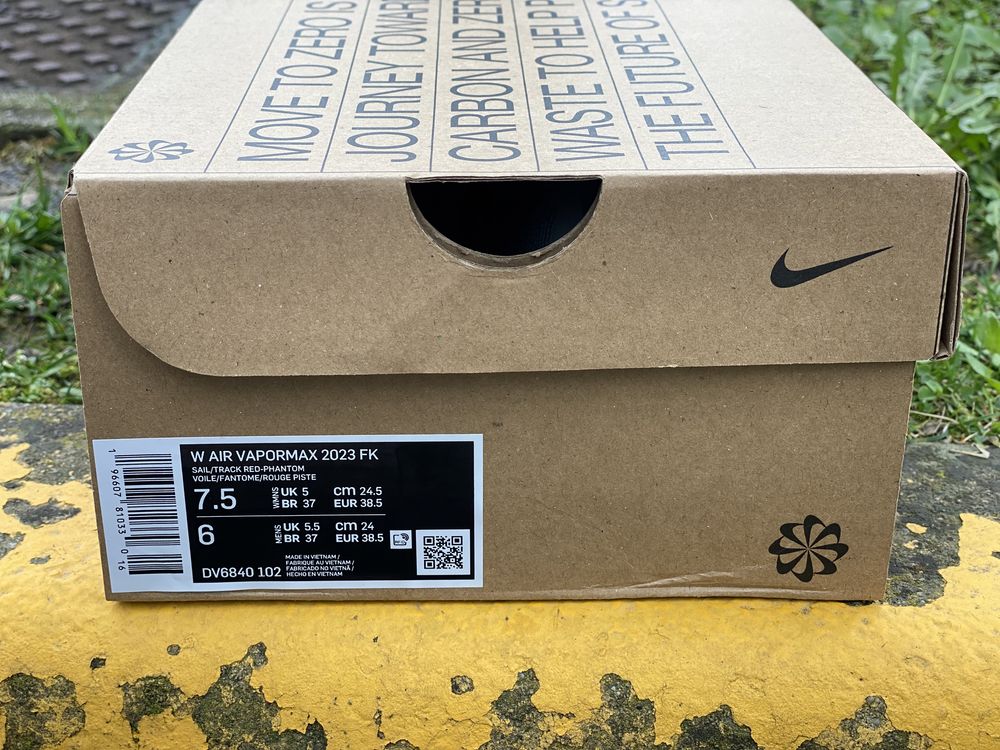 adidasi originali Nike VaporMax  noi in cutie