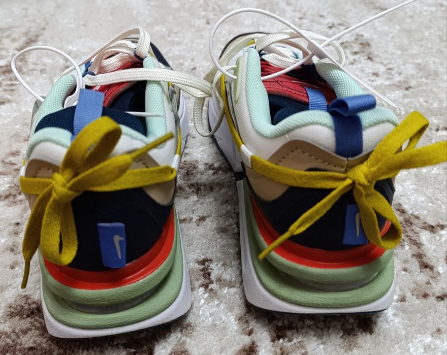 Vând adidași noi Nike Air Max Furyosa