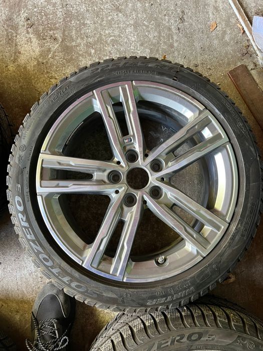 Jante originale BMW M packet 17’ Cauciucuri iarna Pirelli 225/45/R17