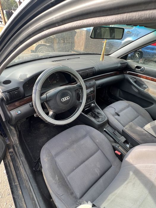 Audi A4 B5 1.8 НА ЧАСТИ