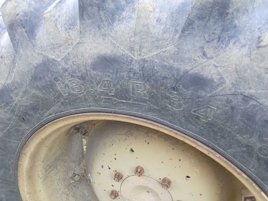 Dezmembrez John Deere 3130