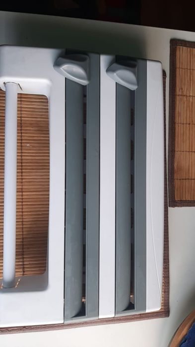 Продам органайзер для кухни под плёнку, фольгу и  бумажные полотенце