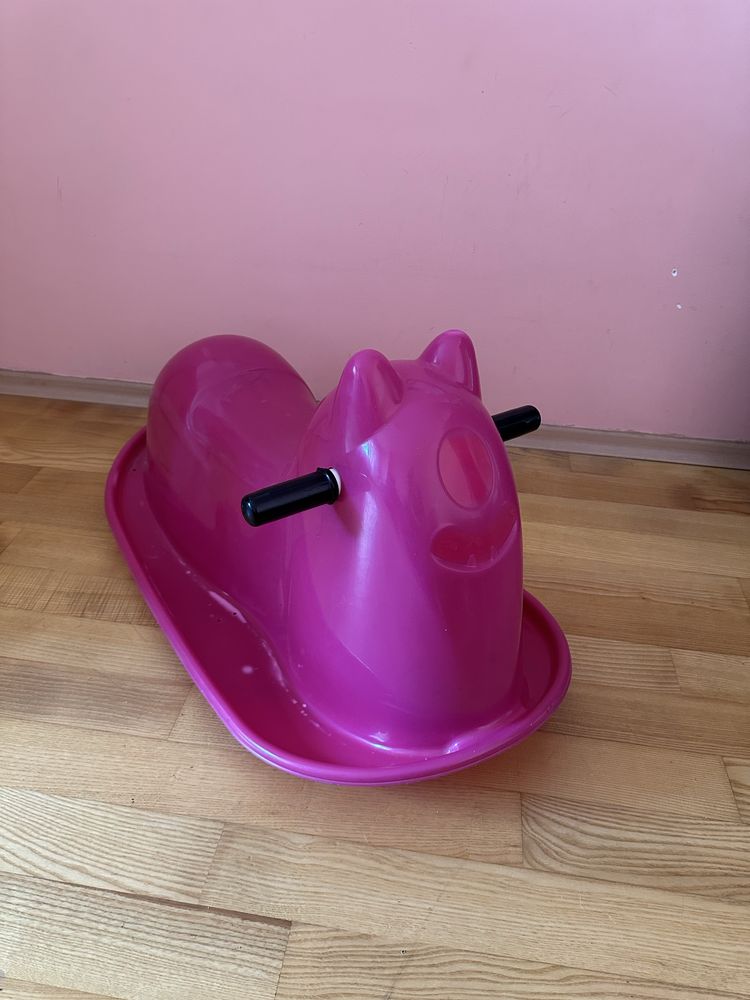 Детската люлка Fisher Price за над 1г Monster