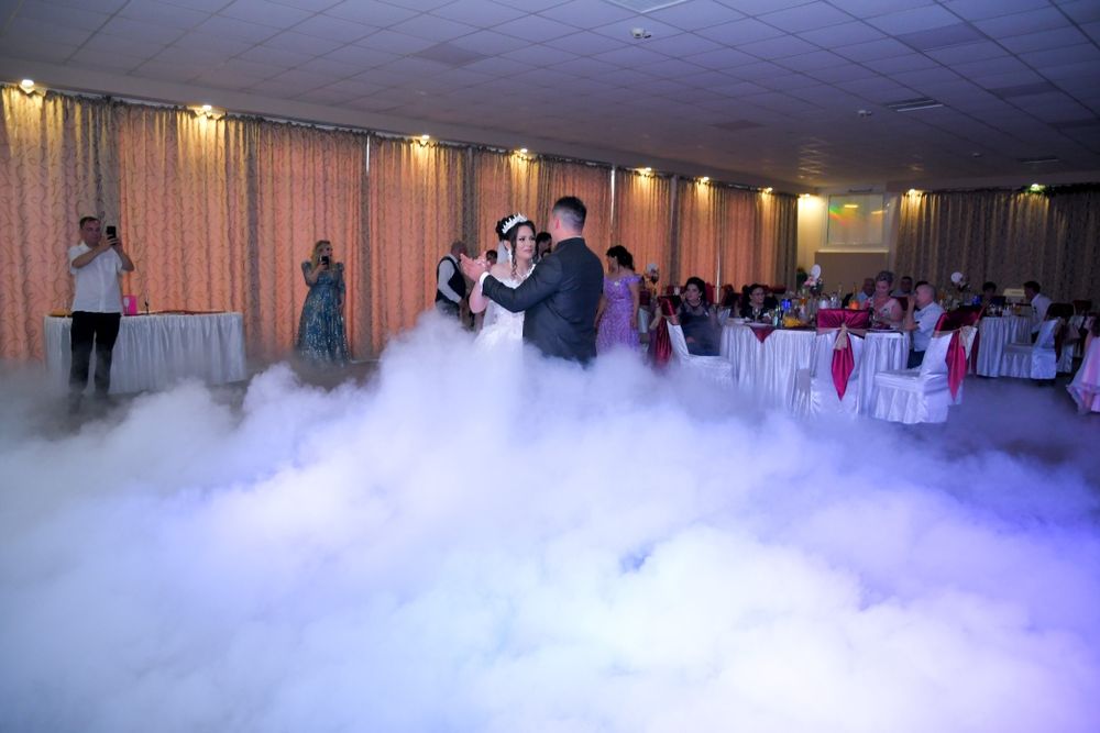 Dj botez 900 lei cameraman fotograf nunta cununie majorat