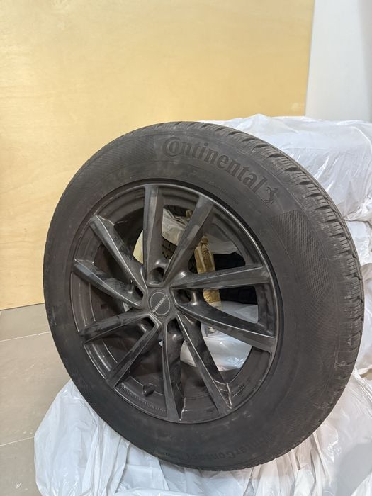 Set 4 Jante Borbet + Anvelope iarnă  Continental 215/65 R17 – Ca noi!
