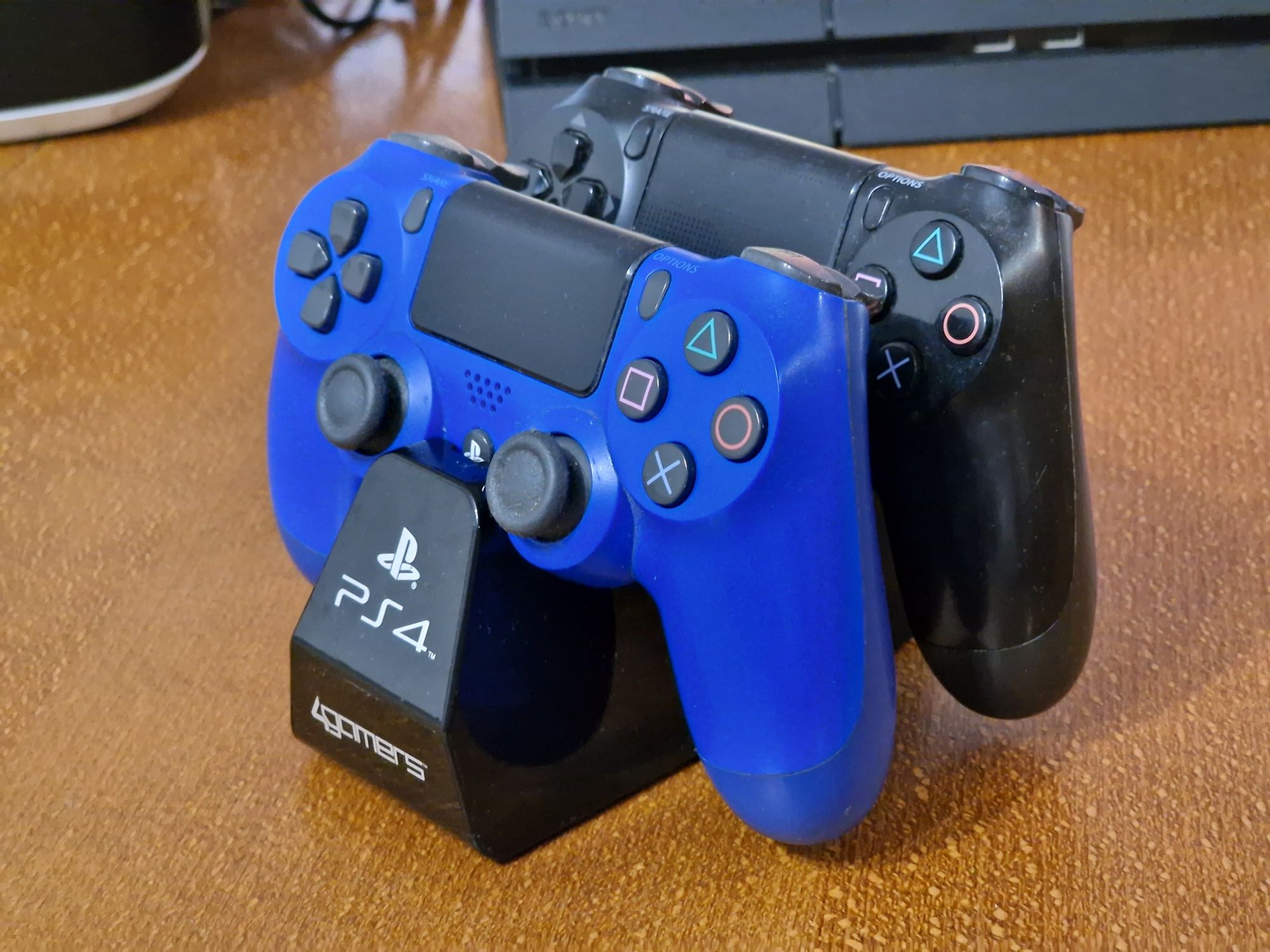 PlayStation 4 - 1 TB
