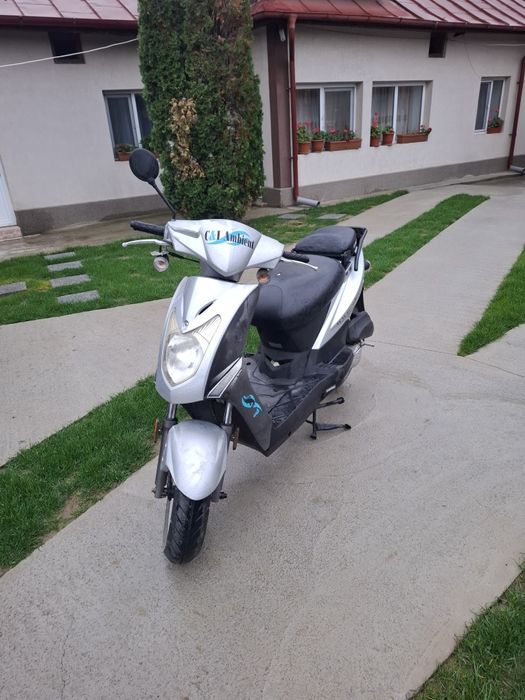 Scuter kymco de vanzare