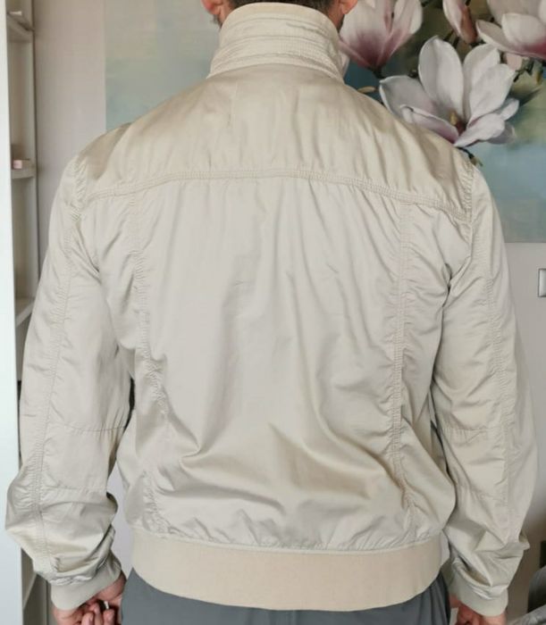 Geacă Armani 56/L-XL autentică,ca nouă