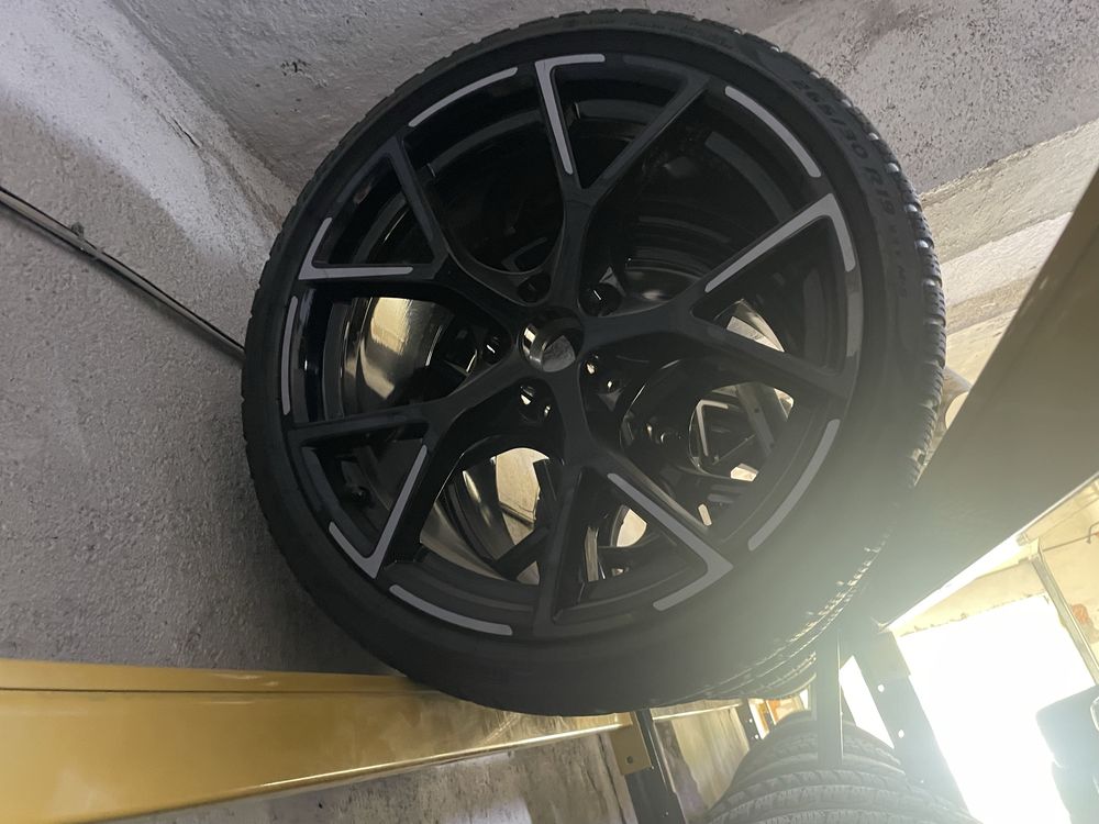 Vand Roti pentr Audi RS3 8Y cu anvelope de iarna Pirelli P Zero Winter